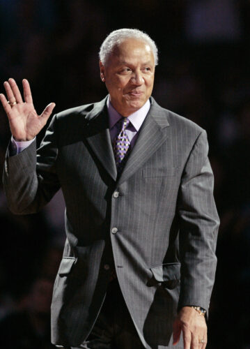 Legendary Cavs coach Lenny Wilkens dies at 88
